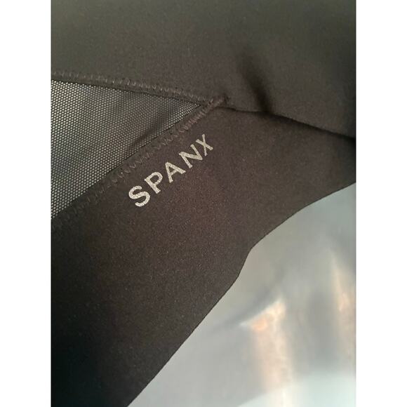 SPANX Sports Bra Black Large - Picture 3 of 7